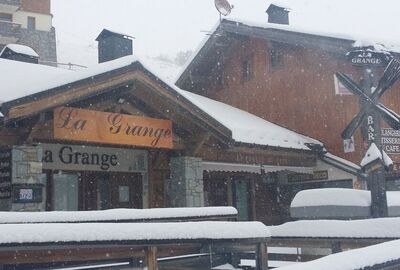 © La Grange - <em>otsfl</em>