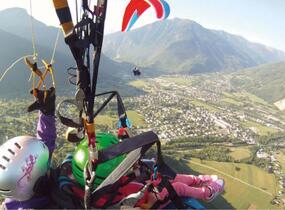 Paragliding on skis